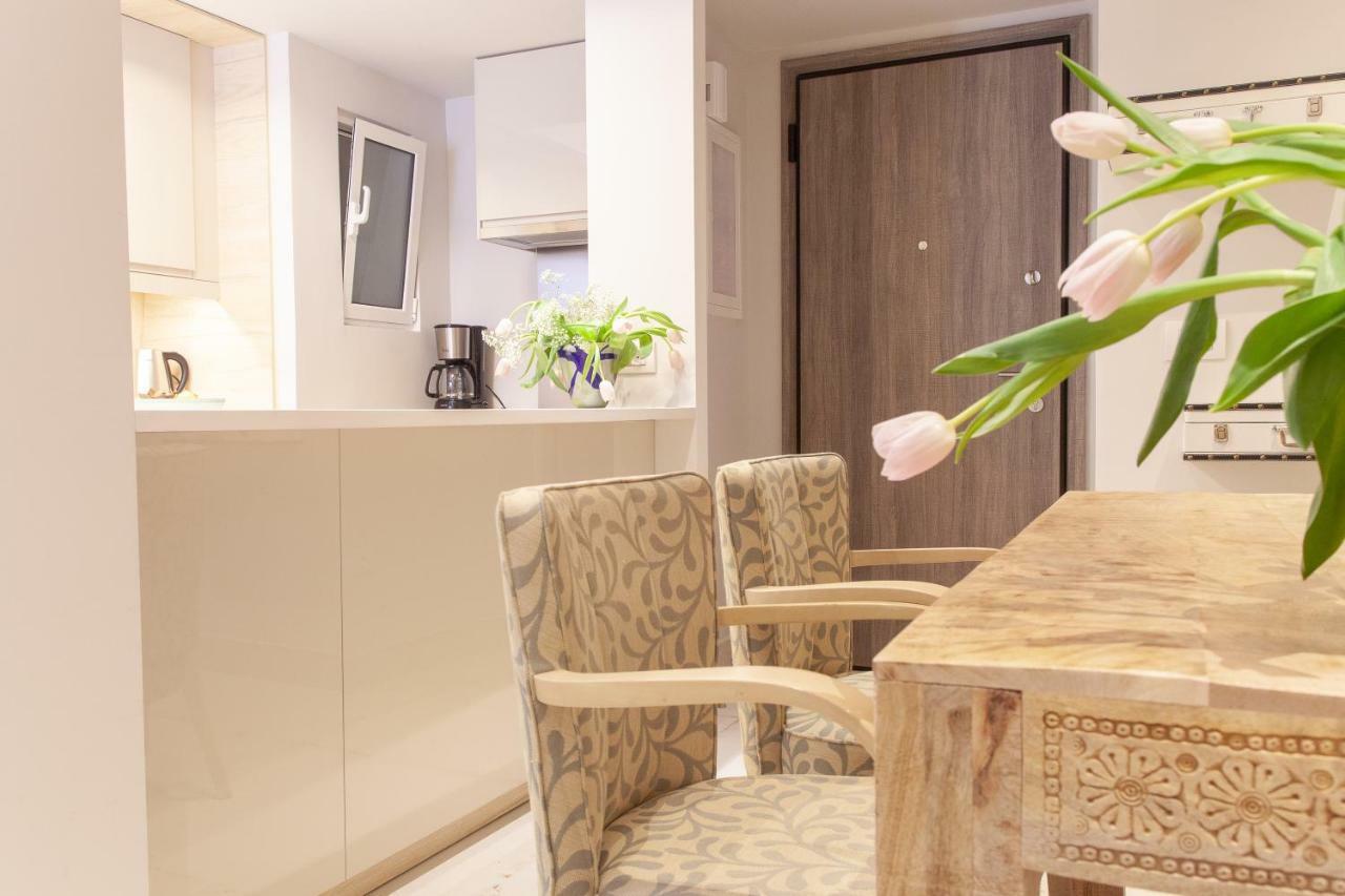 Sweet Suite Flora In Vouliagmeni Athens Luaran gambar